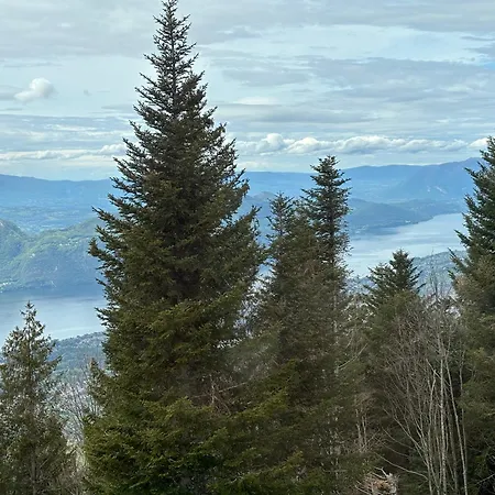 Le Bisolet * Les Deserts (Savoie)